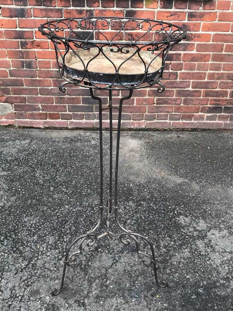 Cast Iron Plant Stands And Holders