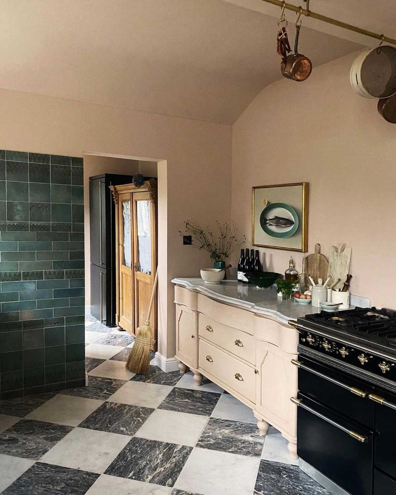 Checkerboard Floors Make a Statement