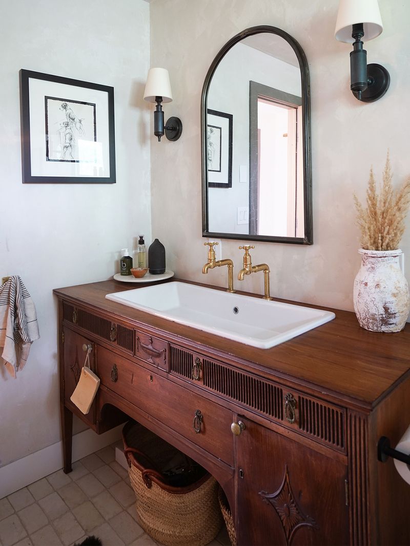 Vintage-Inspired Vanities