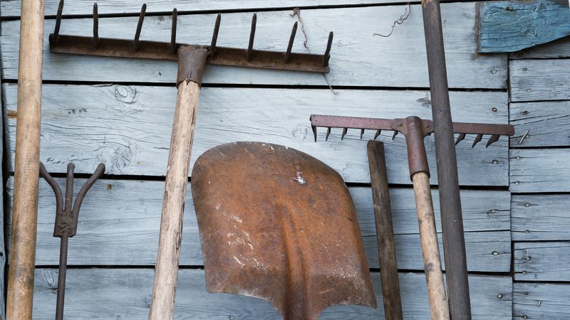 Rusted Garden Tool Sets With Broken Handles