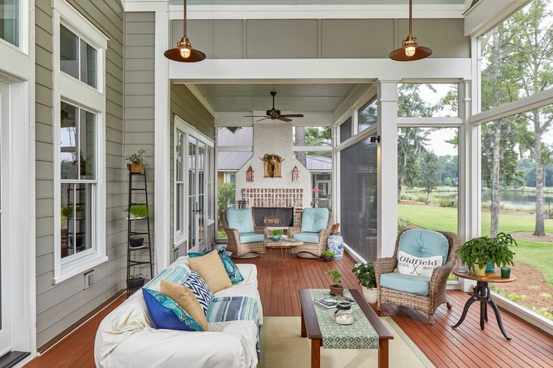 Screened-in Porches
