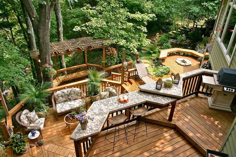 Multi-Level Deck System