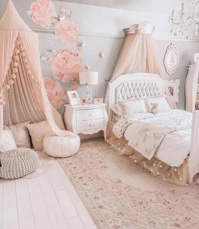 Themed Rooms