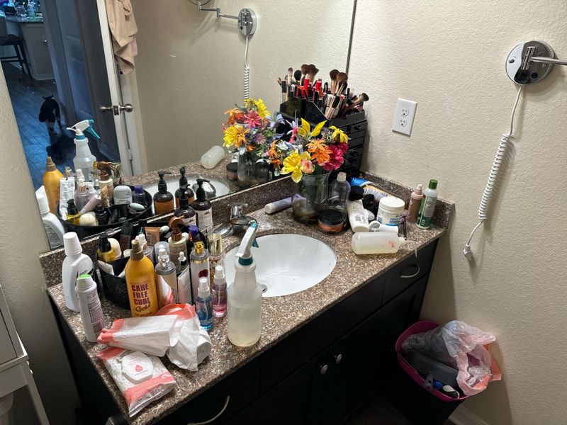 Toothbrush Clutter