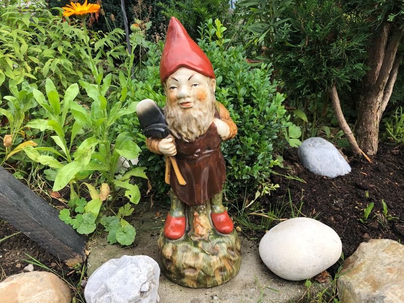 Ceramic Garden Gnomes And Figurines