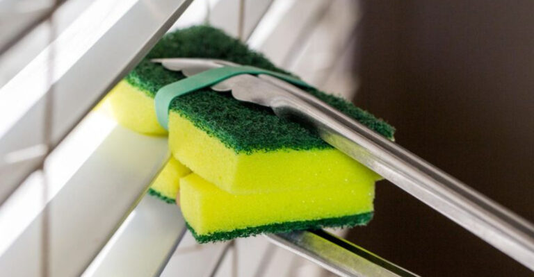 10 Bad Habits That Make Your House Look Dirty (Plus 7 Things To Stop Doing ASAP)