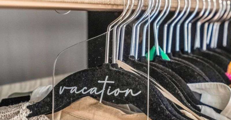 10 Things Every Pro Organizer Puts In A Closet (Plus Genius Tips You’ll Love)