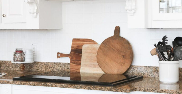 15 Interesting Ways To Use Utilitarian Kitchenware As Decor