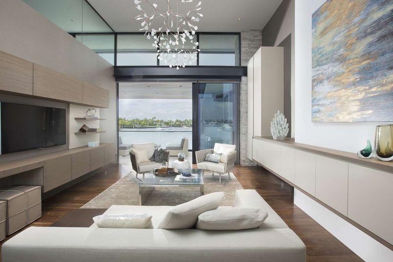 Transitional Waterfront Home, Fort Lauderdale