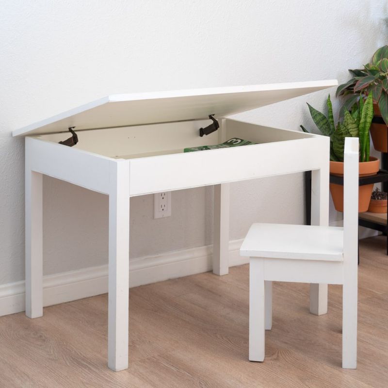 Lift-top desks