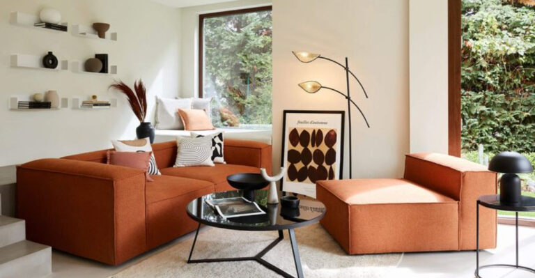 18 Beautifully Bold Spaces That Prove You Don’t Need Neutrals To Create A Calming Home