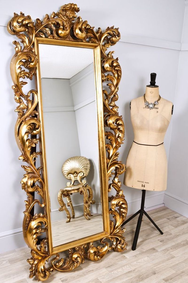 Vintage-Inspired Mirrors