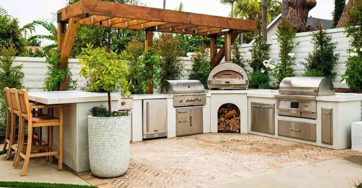 18 Outdoor Kitchen Island Ideas To Take Alfresco Cooking And Dining To Another Level