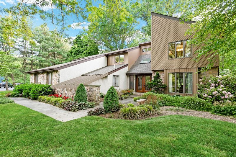 1980s Postmodern Suburban Houses