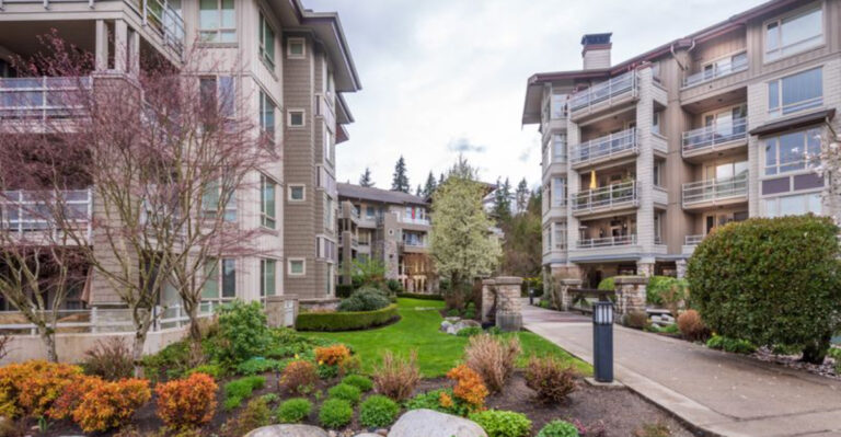 32 Types Of Homes That Could Drop In Value Before 2025 Ends