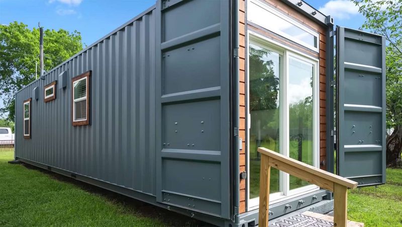 Modern Prefab Container Home
