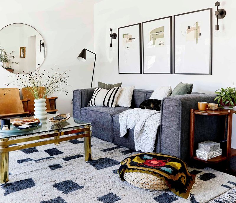 Changing Throw Pillows
