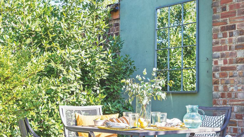 Outdoor-Safe Art And Decor