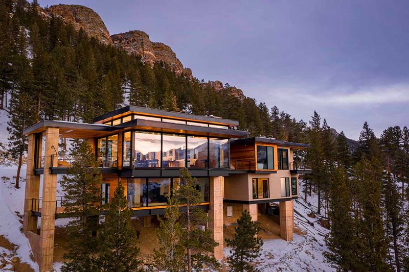 Honey Skies Luxury Cabin in Summit County