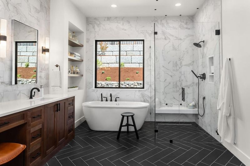 Luxury Primary Bathroom