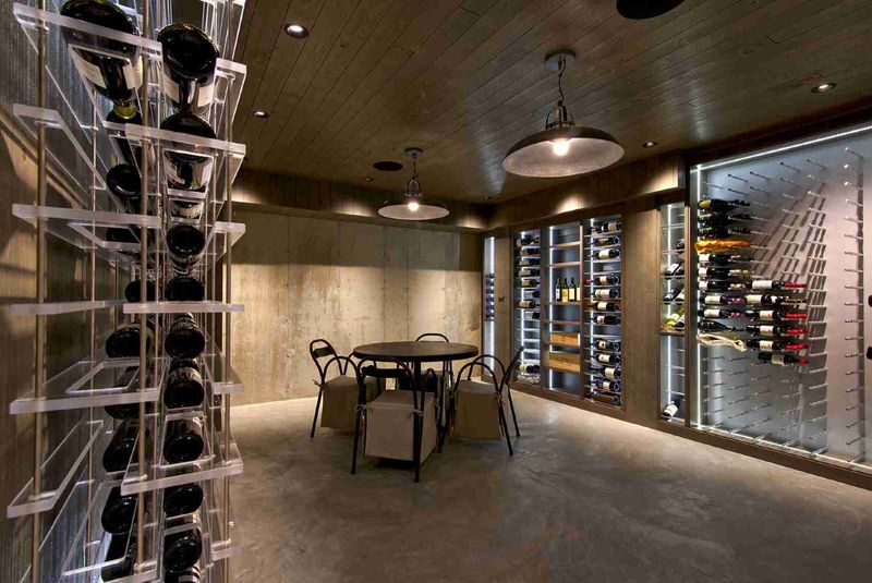 Wine Cellars Or Tasting Rooms