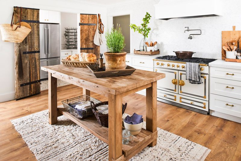 Rustic Kitchen Islands