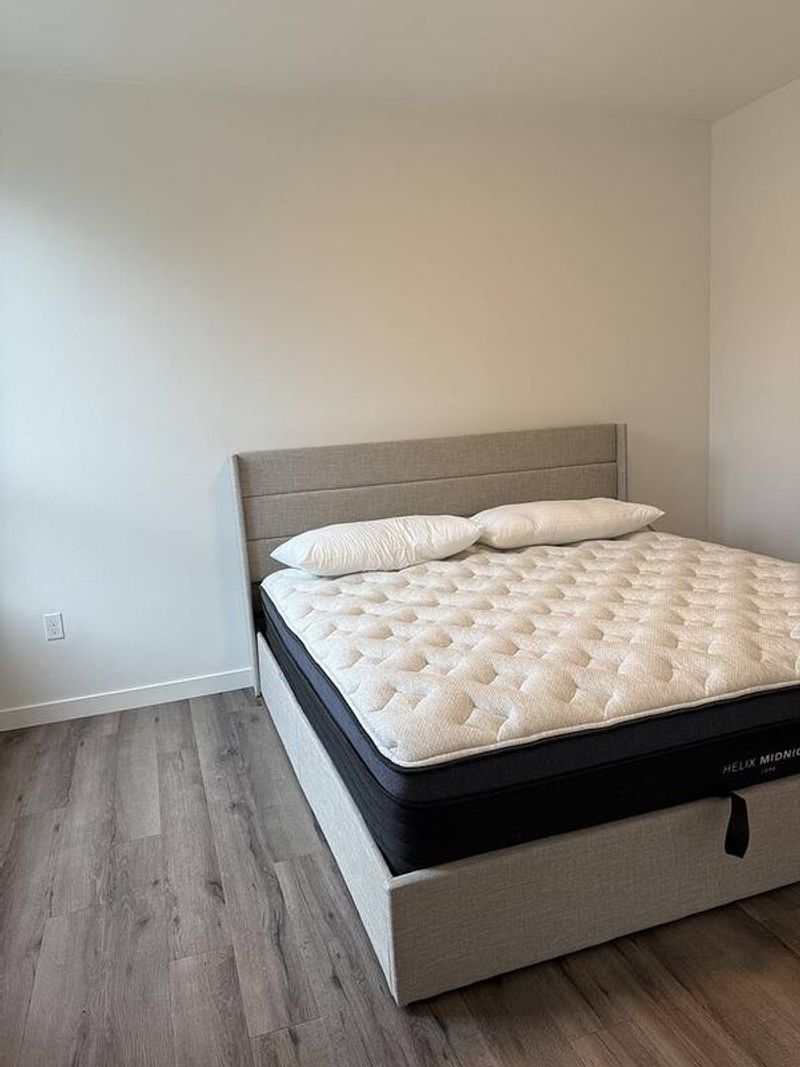 Helix Midnight Luxe Mattress