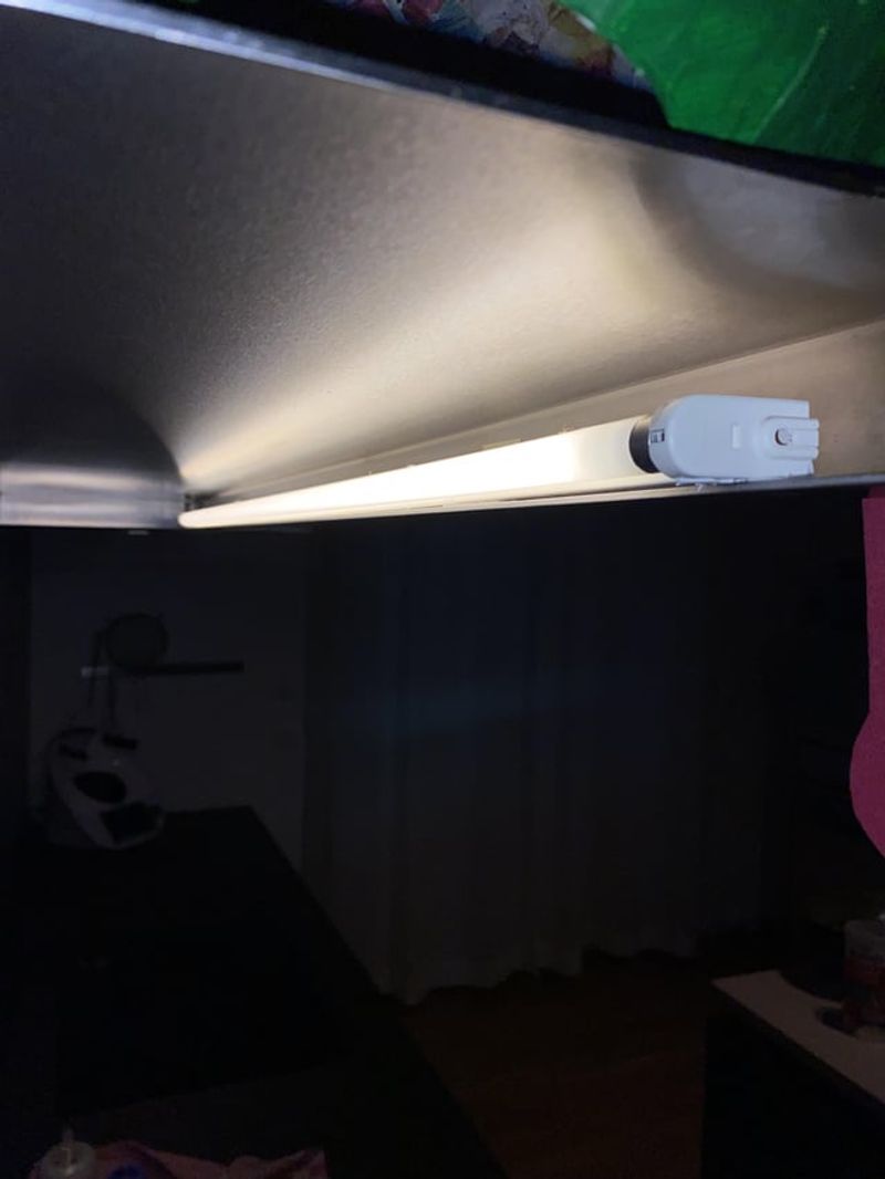 Under-Cabinet Lighting That Flickers Constantly