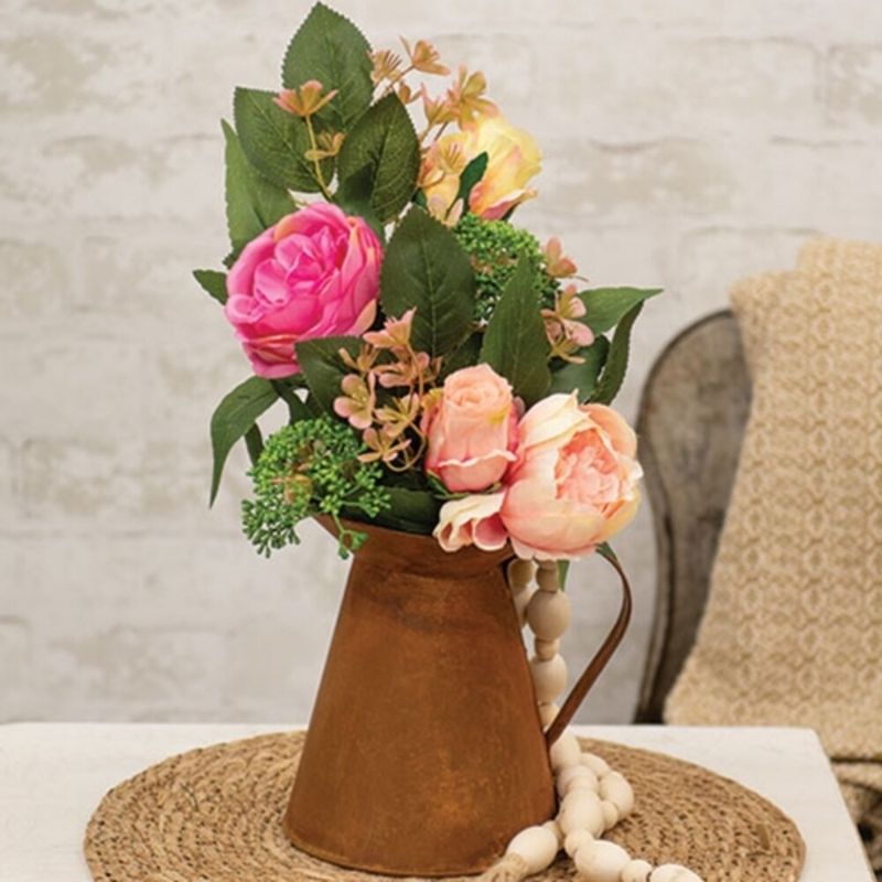 Rusty Metal Decor Pieces
