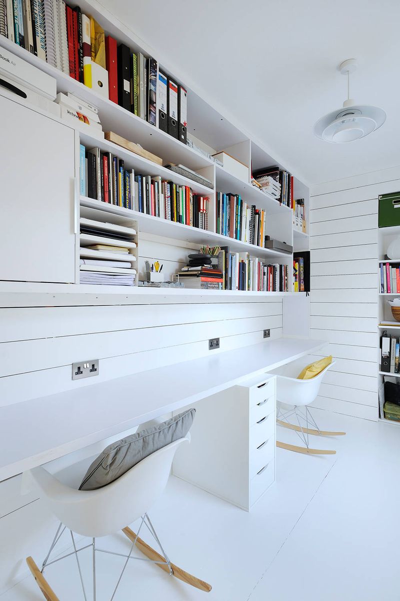 Built-In Desks And Office Units