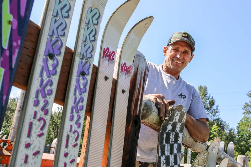 Upcycled Ski Fence