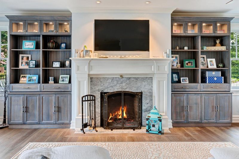 Use Symmetrical Arrangements
