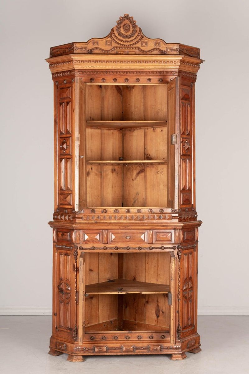 Pine Corner Cabinet with Carved Folk Art Details
