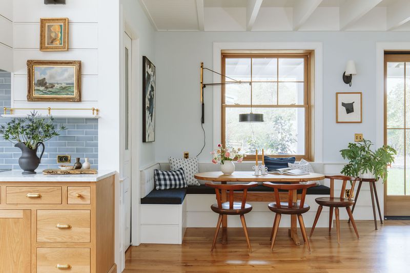 Encourages Family Gatherings