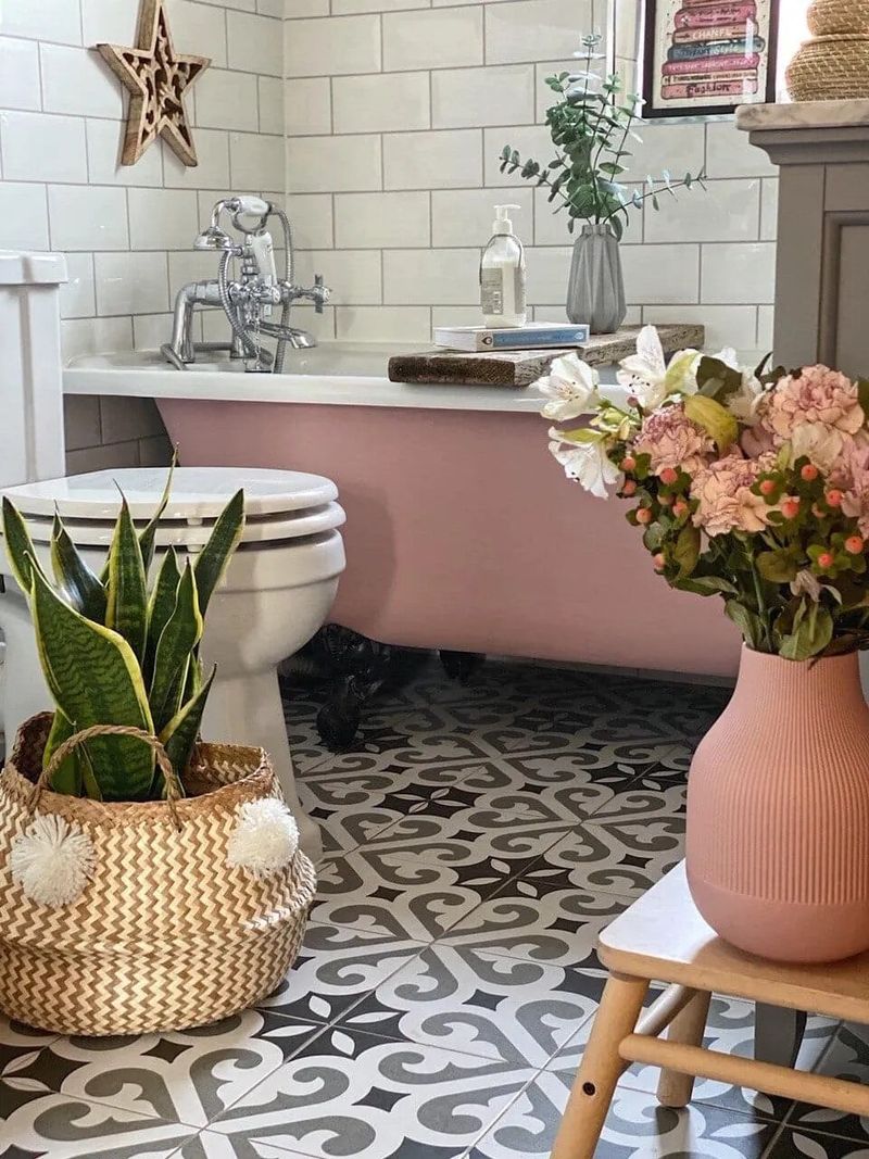 Groovy Grout Refresh
