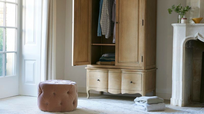 Lets You Declutter Without Making a Mess
