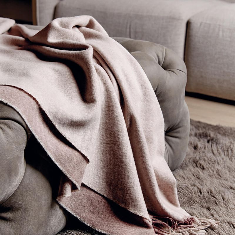 Cashmere Throws