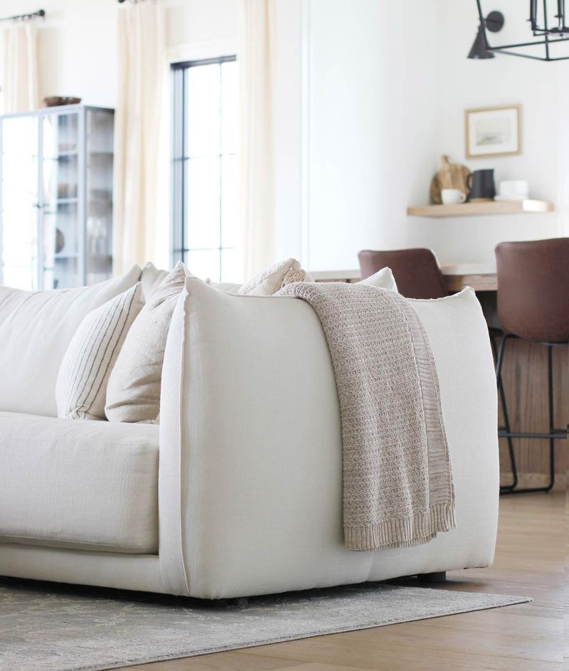 Fold Throw Blankets After Use