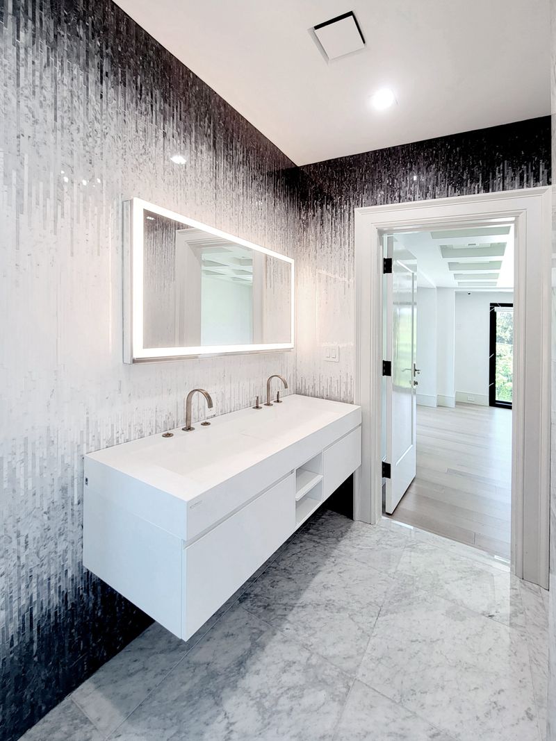 Ombré Gradient Tiles