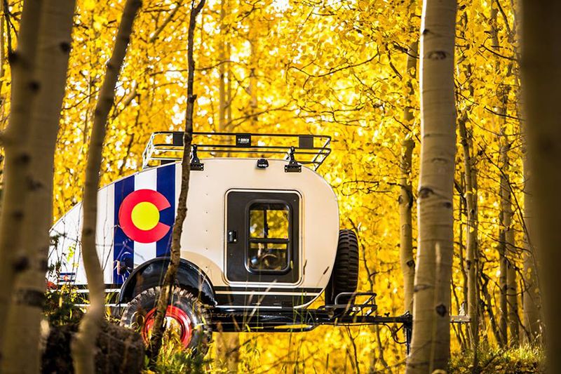 Vintage Overland Great Escape