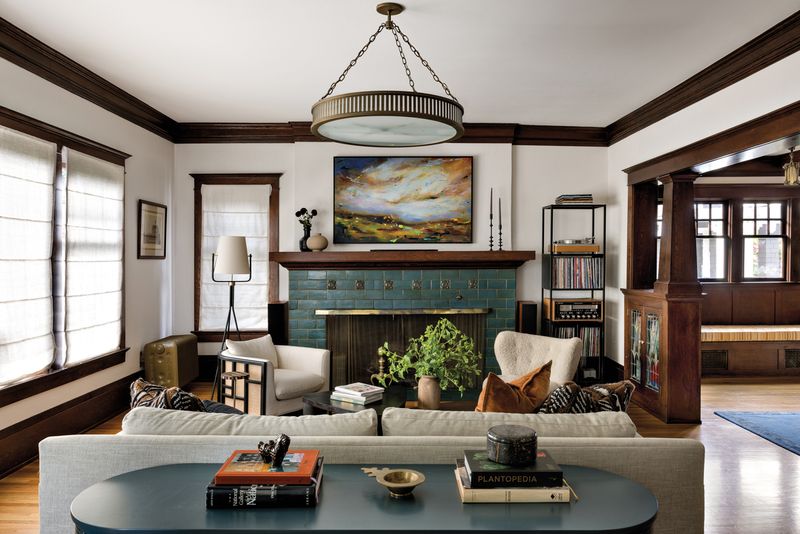 Choosing Fixtures That Don't Match the Home's Style
