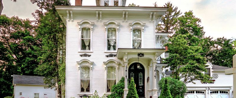 Italianate Townhomes with Bracketed Eaves