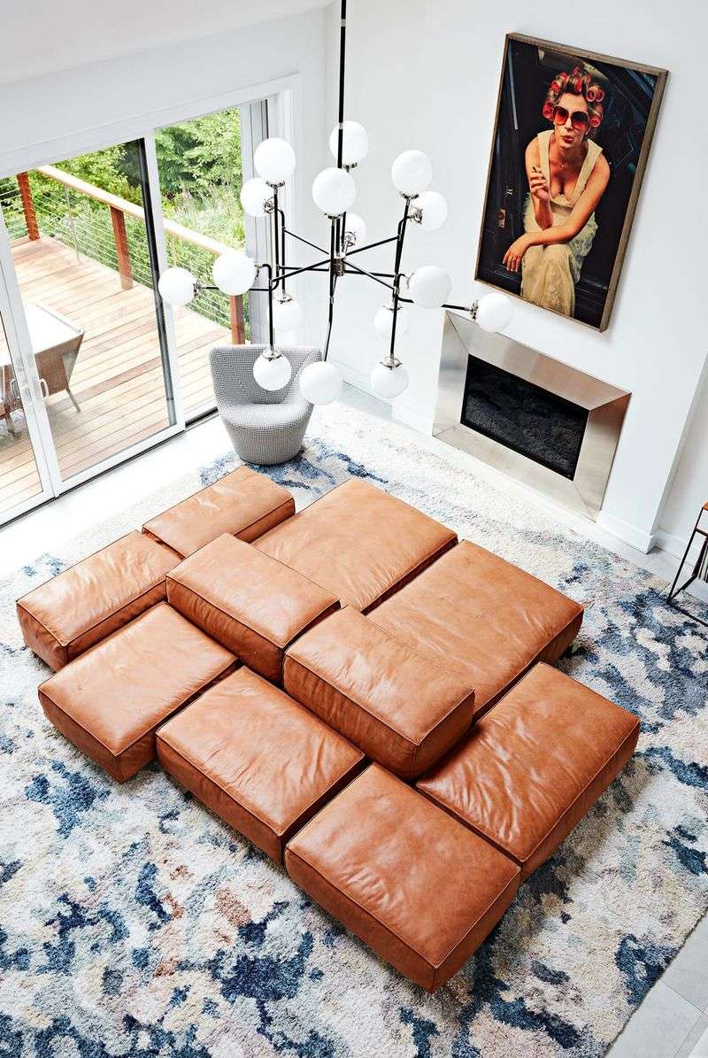 Tufted Ottoman Clusters