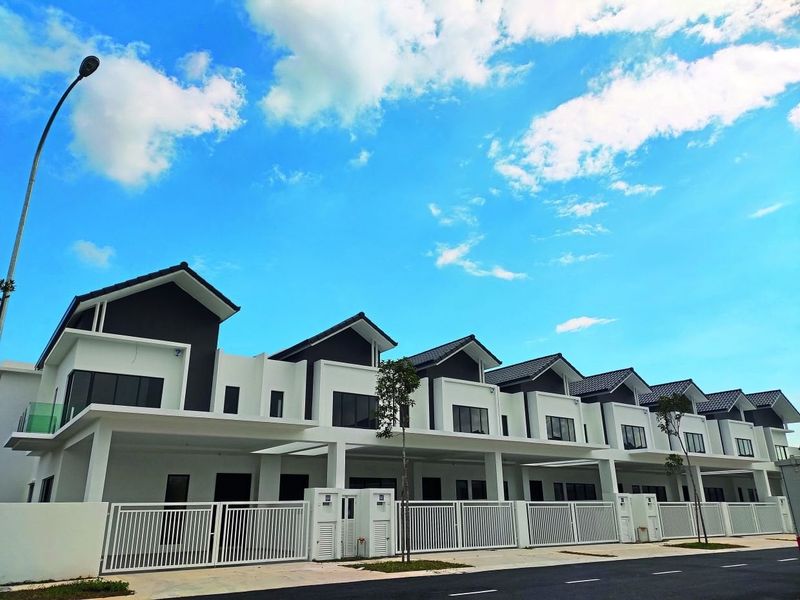 Shrinking Homes, Growing Prices