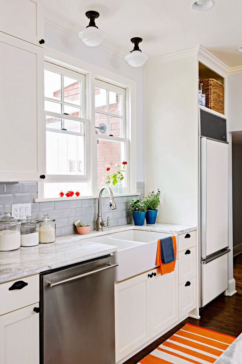 Will my cabinet doors and appliances clash when opened together?