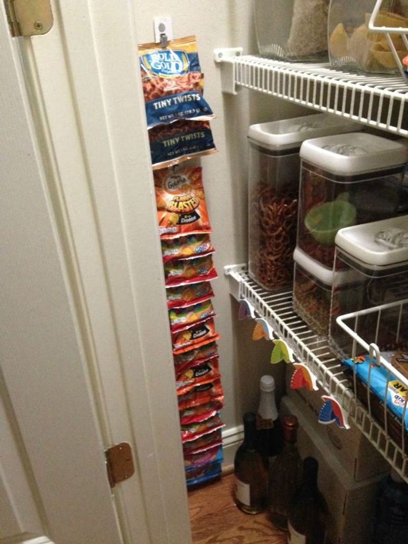 Clip Strips for Small Packets