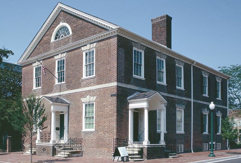 Colonial Simplicity To Federal Elegance