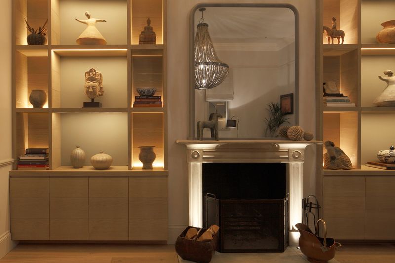 Use Lighting to Highlight Items