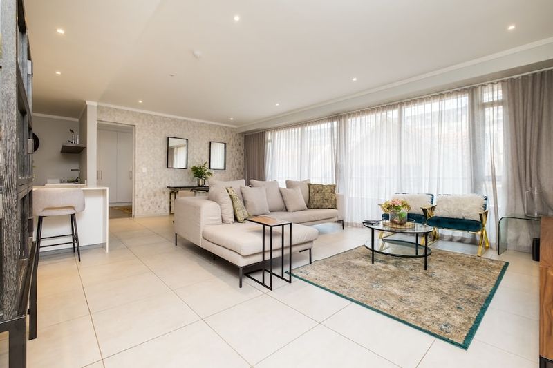 Johannesburg – 1,130 sq ft