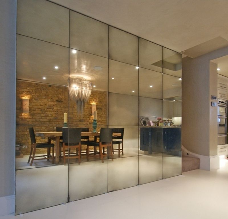 Jonathan Scott: No More Mirror Walls